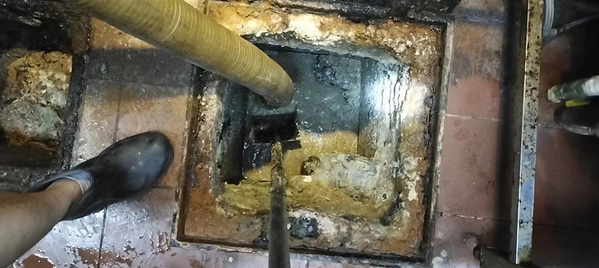 巴里坤污水池清理一般都有毒气，怎么预防中毒呢？